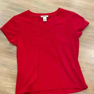Harold’s vintage red short sleeve V-neck shirt-size M-NWOT